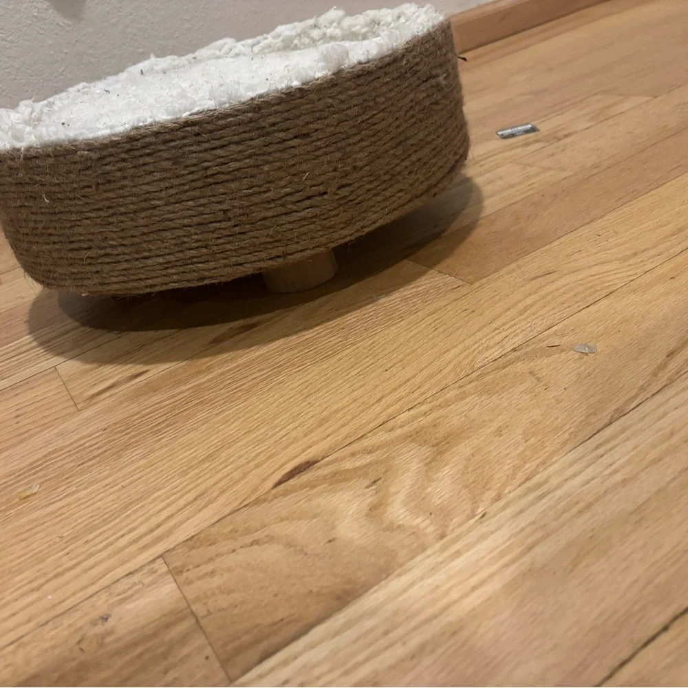 Round Jute cat bed